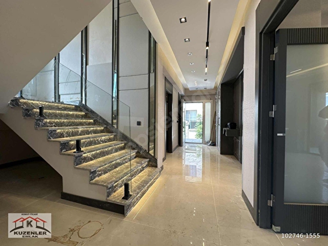 ___BÖYLESİ YOK!! HAVALİMANINA 10 DAK. TAM MÜSTAKİL SIFIR VİLLA - Görsel 22