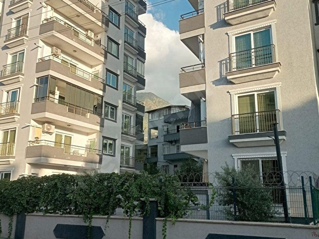 AT & ES EMLAK TAN VATAN SİTESİNDE SATILIK 3+1 LÜKS FIRSAT DAİRE