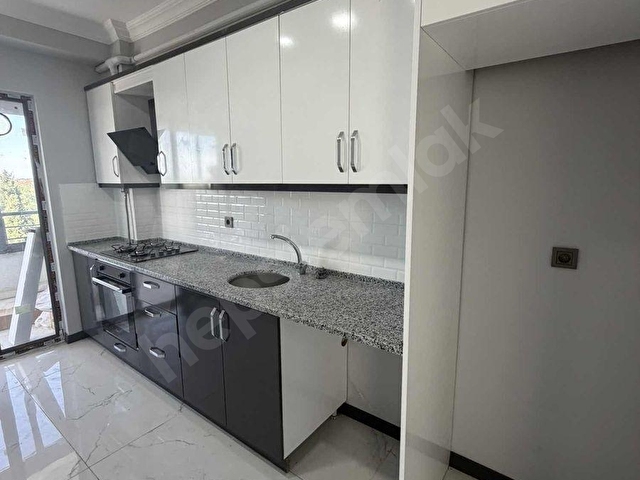 UZUNKÖPRÜ CUMHURİYET ÇEVREYOLU ÜZERİNDE 3+1 SIFIR SATILIK DAİRE - Görsel 4