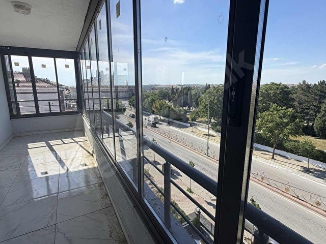 UZUNKÖPRÜ CUMHURİYET ÇEVREYOLU ÜZERİNDE 3+1 SIFIR SATILIK DAİRE - Görsel 10