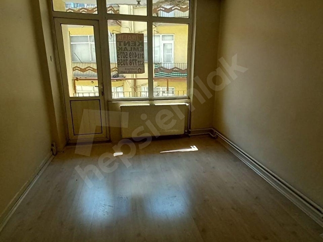 LİBYA CADDESİ İLE BÜLBÜLDERESİ CADDESİ KESİŞİMİNDE 4.KAT BAĞIMSIZ SALON,KOMBİLİ DAİRE - Görsel 7