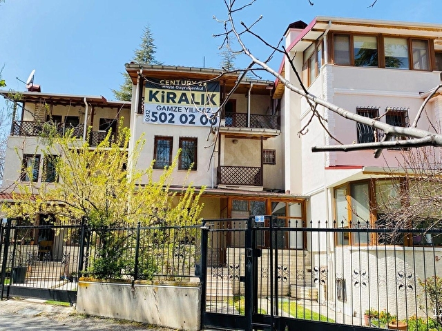 ÇAYYOLU GÖZDE EVLERDE ÖNÜ AÇIK,BAHÇE MANZARALI KİRALIK VİLLA