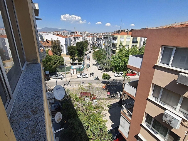 ÖZPA - ALİ RIZA AVNİ BULVARINDA 120 M2  İÇİ KLASİK GENİŞ BALKONLU  3+1 SATILIK DAİRE - Görsel 25