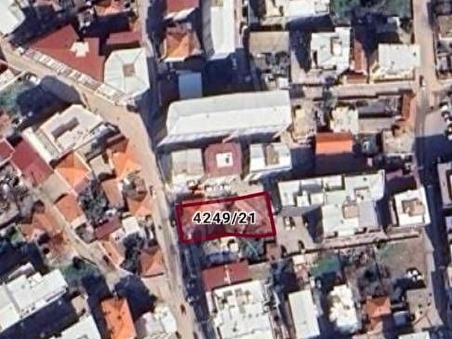 Mükemmel Konumda Köşe Parsel İşlek Cadde