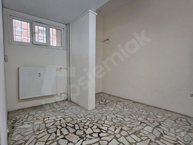 ALTAYÇEŞME SİTE İÇERİSİNDE ÇİFT CEPHE HARİKA KONUM 110M2 DÜKKAN - Görsel 24