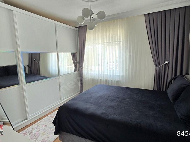 ALAPLI YENİ SİTELERDE Deniz manzaralı YAPILI ARA KAT DAİRE - Görsel 10