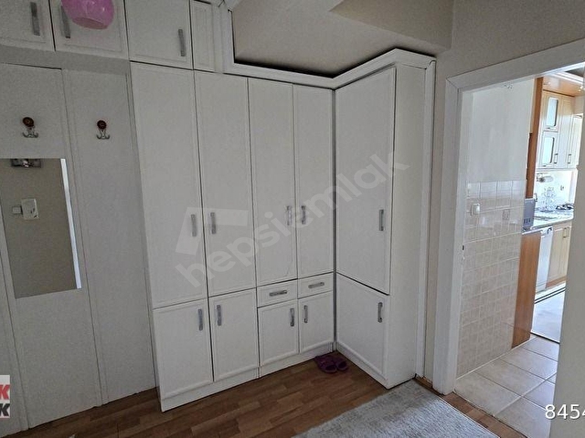 ALAPLI YENİ SİTELERDE Deniz manzaralı YAPILI ARA KAT DAİRE - Görsel 14