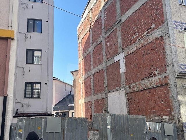 KULAKSIZDA KENTSEL DÖNÜŞÜM AŞAMASINA YAKIN 2+1 90 M2 GİRİŞ KAT DAİRE - Görsel 9
