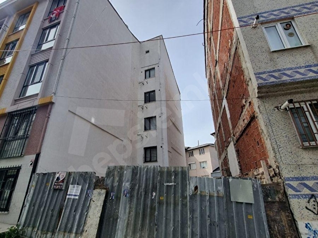 KULAKSIZDA KENTSEL DÖNÜŞÜM AŞAMASINA YAKIN 2+1 90 M2 GİRİŞ KAT DAİRE