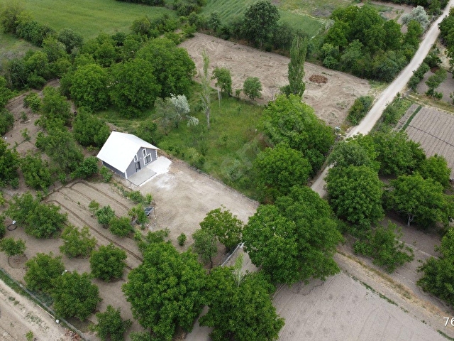 YÖNTAŞ EMLAKTAN ÇEBİŞ KÖYÜNDE SIFIR 3+1 102 m2 YAZLIK