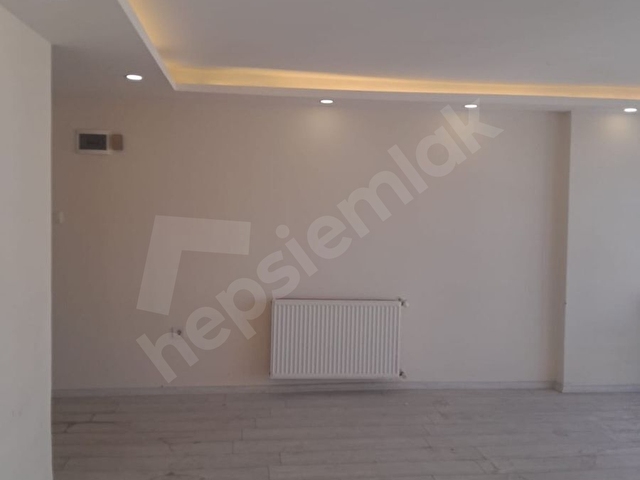 ALTIYOL BOĞAYA YAKIN KUŞ DİLİ CADDESİNDE İNŞAATÇILAR İŞ HANINDA  ÖN CEPHE SATILIK OFİS - Görsel 15