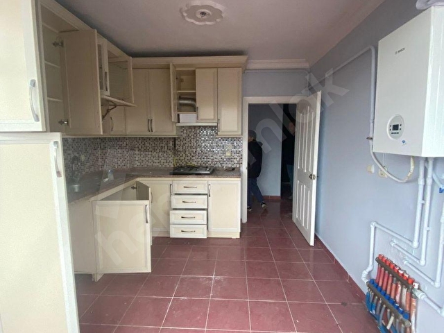 KDZ EREĞLİ HATİP SOKAKTA 3+1 KİRALIK  DAİRE - Görsel 9