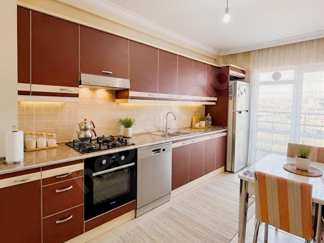 ZÜBEYDE HANIM KOLEJİ YANI SİTE İÇİ 3+1 ARAKAT DAİRE - Görsel 3