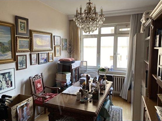 GAYRETTEPE MERKEZİ KONUMDAKİRACISIZ 4+1 ARAKAT DAİRE - Görsel 7