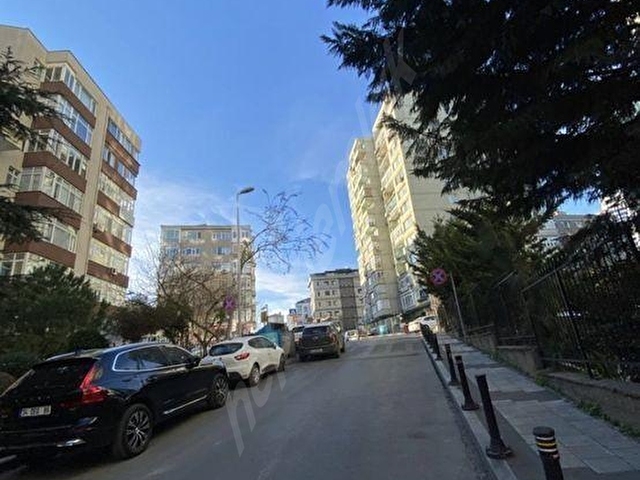 GAYRETTEPE MERKEZİ KONUMDAKİRACISIZ 4+1 ARAKAT DAİRE - Görsel 2