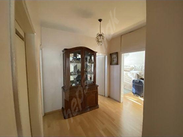 GAYRETTEPE MERKEZİ KONUMDAKİRACISIZ 4+1 ARAKAT DAİRE - Görsel 15