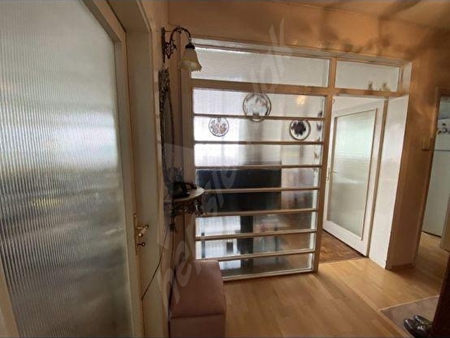GAYRETTEPE MERKEZİ KONUMDAKİRACISIZ 4+1 ARAKAT DAİRE - Görsel 16