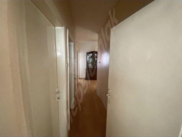 GAYRETTEPE MERKEZİ KONUMDAKİRACISIZ 4+1 ARAKAT DAİRE - Görsel 19