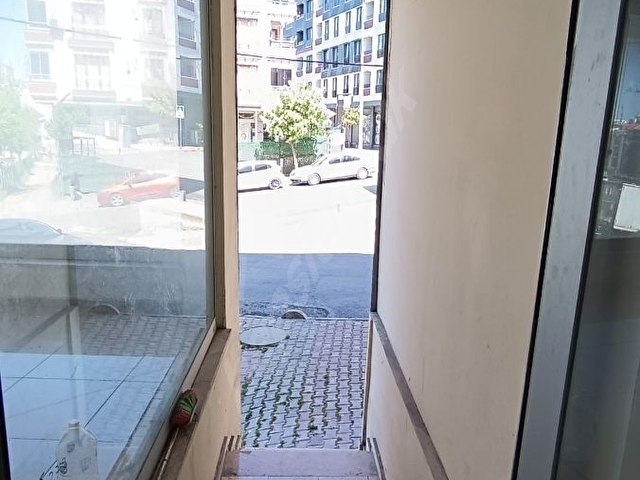 KİRALIK DÜKKÂN İNDİR BİNDİRE MÜSAİT OTOPARKLI - Görsel 5