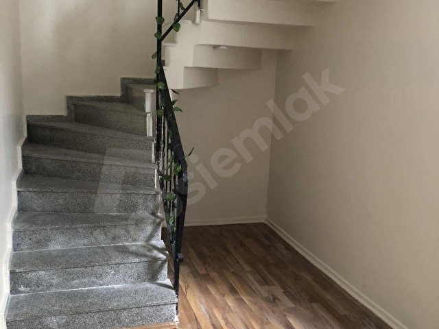 Kayışdağı Merkezde 2+1 yüksek giriş ters dubleks 30.000TL - Görsel 14