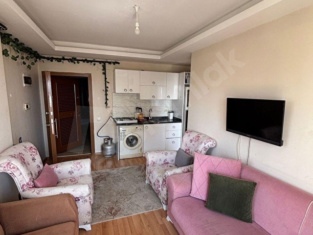 GÜLTEPE DE 1+1 FULL EŞYALI İSKANLI EN MERKEZİ KONUMDA - Görsel 3