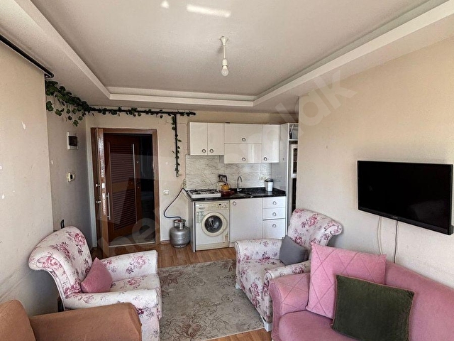 GÜLTEPE DE 1+1 FULL EŞYALI İSKANLI EN MERKEZİ KONUMDA - Görsel 9