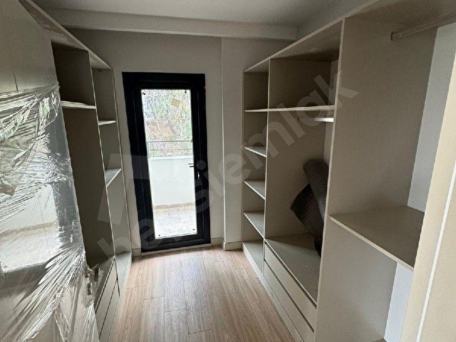 SIFIR TRİBLEKS VİLLA****MODER MİMARİ GENİŞ BALKON BAHÇELİ CAZİP SİTE İÇİ - Görsel 9