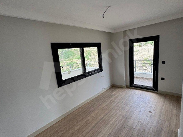 SIFIR TRİBLEKS VİLLA****MODER MİMARİ GENİŞ BALKON BAHÇELİ CAZİP SİTE İÇİ - Görsel 19