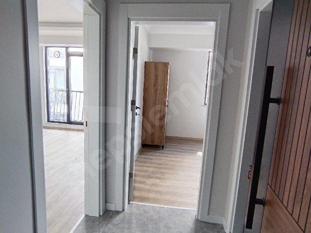 Krediye Uygun Satılık Ara Kat 1+1 Daire: - Görsel 10
