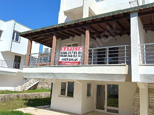 ÇANAKKALE AYVACIK ASOSTA SATILIK 3+1 İKİZ VİLLA DENİZ MANZARALI