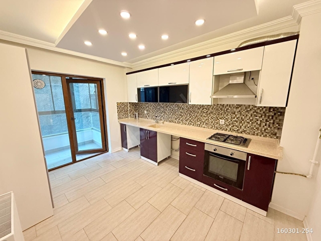 SAFARİDEN BİRLİK MAH.ULTRA LÜKS 4+1 BAHÇE KULLANIM ALANLI DAİRE - Görsel 3
