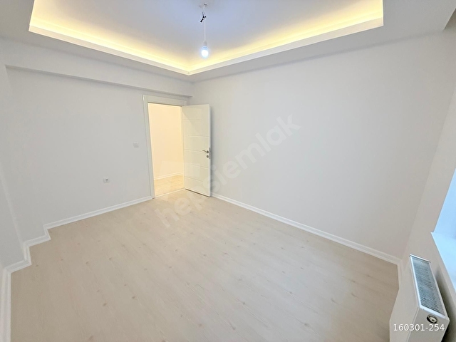 SAFARİDEN BİRLİK MAH.ULTRA LÜKS 4+1 BAHÇE KULLANIM ALANLI DAİRE - Görsel 4