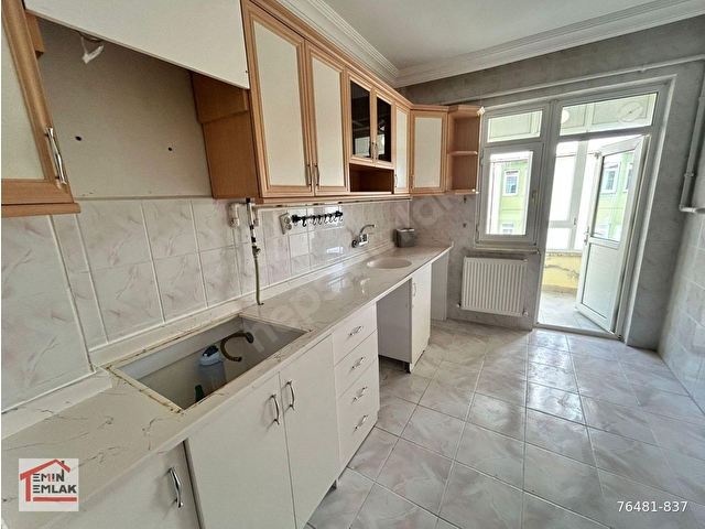 EMİN EMLAK SATIYOR...GEVHER HATUN MAHALLESİNDE 3+1 SİTE İÇİ SATILIK DAİRE