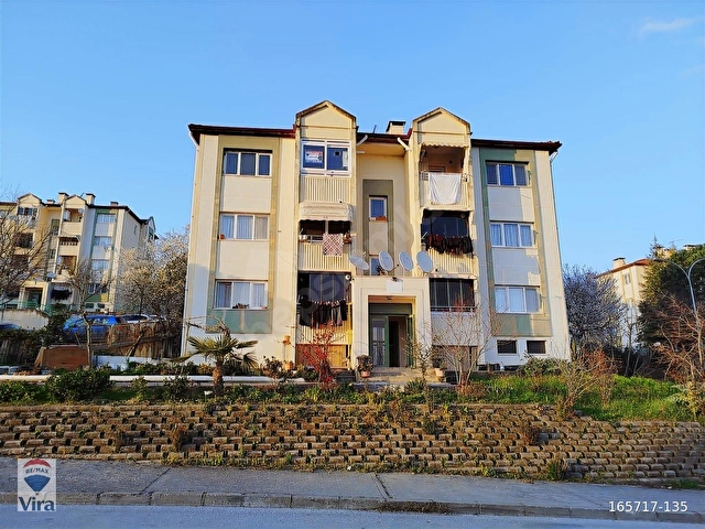 CAMILIDE 3+1 MUHTEŞEM MANZARALI BAKIMLI DAIRE