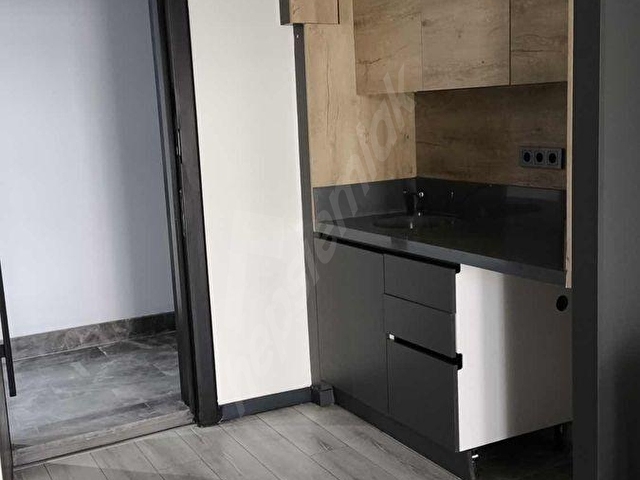 Kuşadası merkezde kiralık ofis büro - Görsel 4