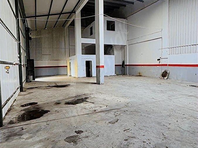 FATİH SANAYİ SİTESİNDE 340M² BATARLI KÖŞE KİRALIK DÜKKAN - Görsel 6