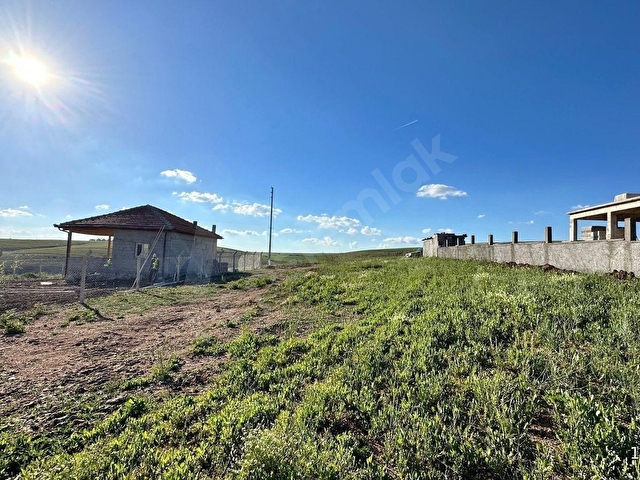 ACİL...! FELAHİYE MERKEZDE 414 M² KÖŞE VİLLA PARSELİ - Görsel 2