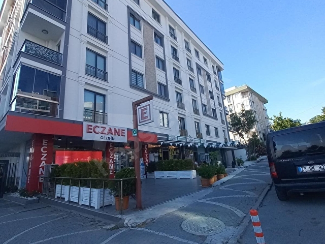 ADNAN KAHVECİ MAHALLESİNDE SATILIK DENİZ MANZARALI 3+1 DAİRE