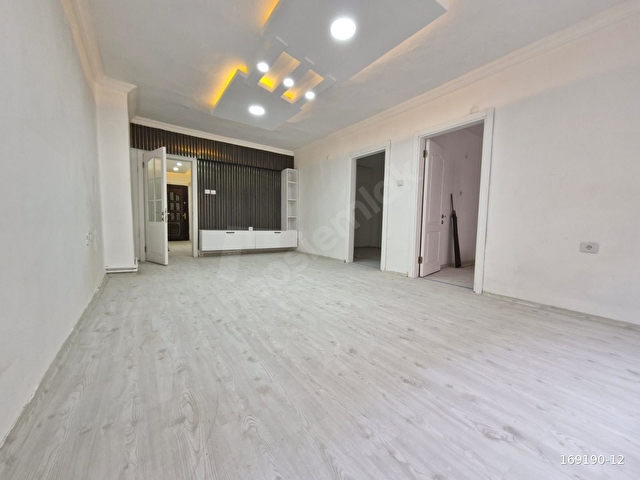 ŞAFAKTEPE MAH HALDUN SOK FULL  ARA KAT YAPILI SATILIK 3+1 DAİRE