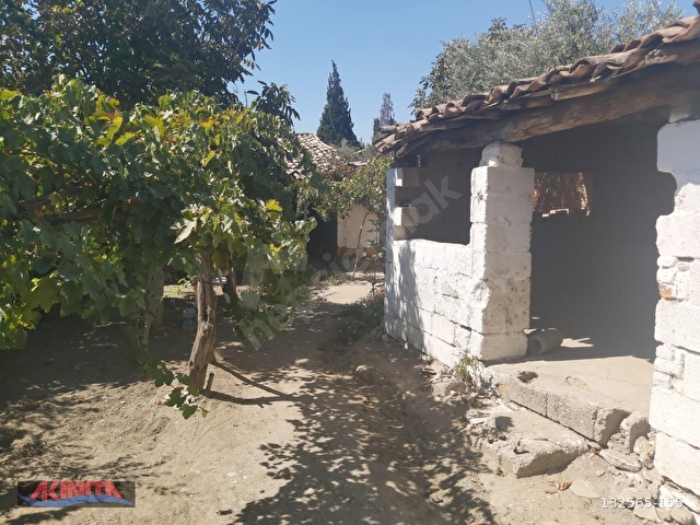 AYDIN GERMENCİK REİSKÖYDE MÜSTAKİL SATILIK KÖY EVİ - Görsel 27
