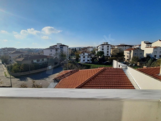 LÜLEBURGAZ BARIŞ MAH SAKIZKÖY CAD. ARKASI 2+1 KİRALIK DAİRE - Görsel 3