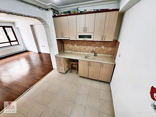 SAKIZ AĞACI CD. PARALELİ 2+1 ARA KAT KONUMUNDA CAM BALKONL DAİRE - Görsel 2