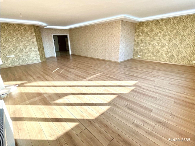 ÇANKAYADA TURAN GÜNEŞ BULVARINDA 4+1 ARAKAT 260M2 ÖNCEPHE ANKARA MANZARALI ULTRA LÜKS SATILIK DAİRE - Görsel 9