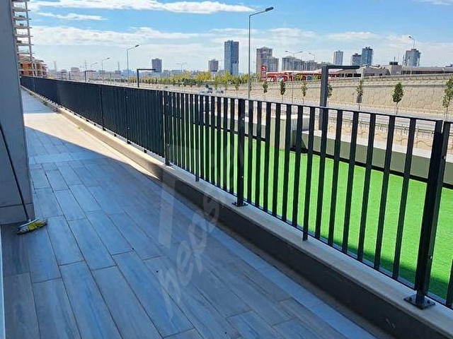 3 Istanbul Hasbahçe Evleri Satılık 2+1 Büyük Tip Teraslı Daire