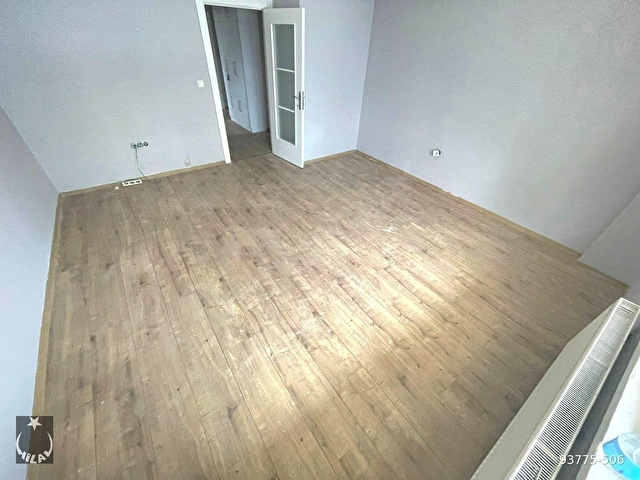 HİLALDEN YEŞİLBAYIRDA,CADDE,OKUL DİBİ MASRAFSIZ 3+1 DAİRE..! - Görsel 4