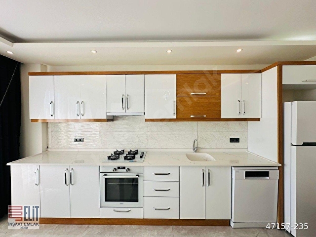 Didim de  Havuzlu Sitede İçerisinde Satılık Eşyalı 2+1 Daire - Görsel 8