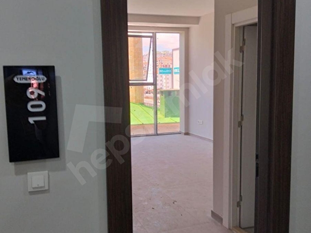 DÖNÜŞÜMDEN ŞEHRİN EN MERKEZİ NOKTASINDA YEMENOĞLU CENTERDE KİRALIK OFİS - Görsel 12