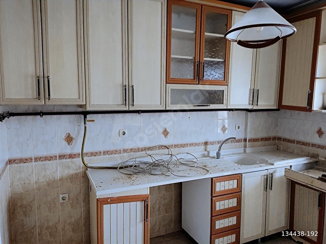 ŞEHRİN EN MERKEZİ YERİNDE 3+1 KİRALIK DAİRE - Görsel 2