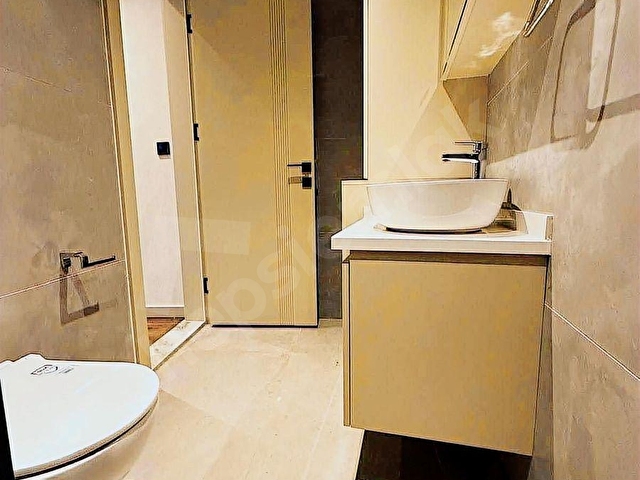 YUSEDEN ÇEŞME YILDIZBURNUNDA PLAJA 80 METRE SATILIK 2+1 DAİRE - Görsel 3