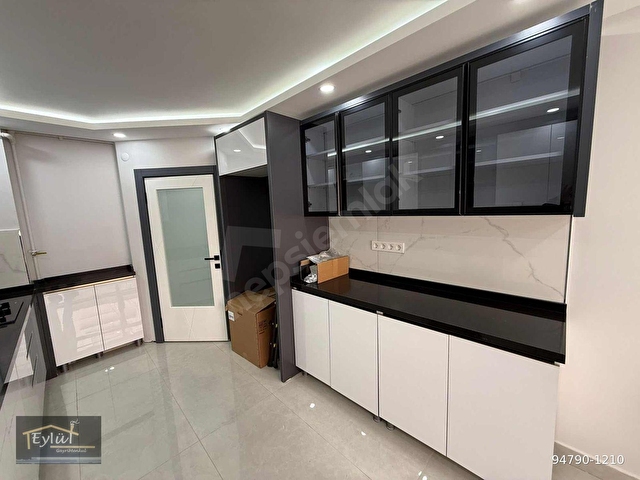 CEVİZLİDERE CADDESİ ÜZERİNDE SATILIK 3+1 ÖN CEPHE DAİRE - Görsel 6